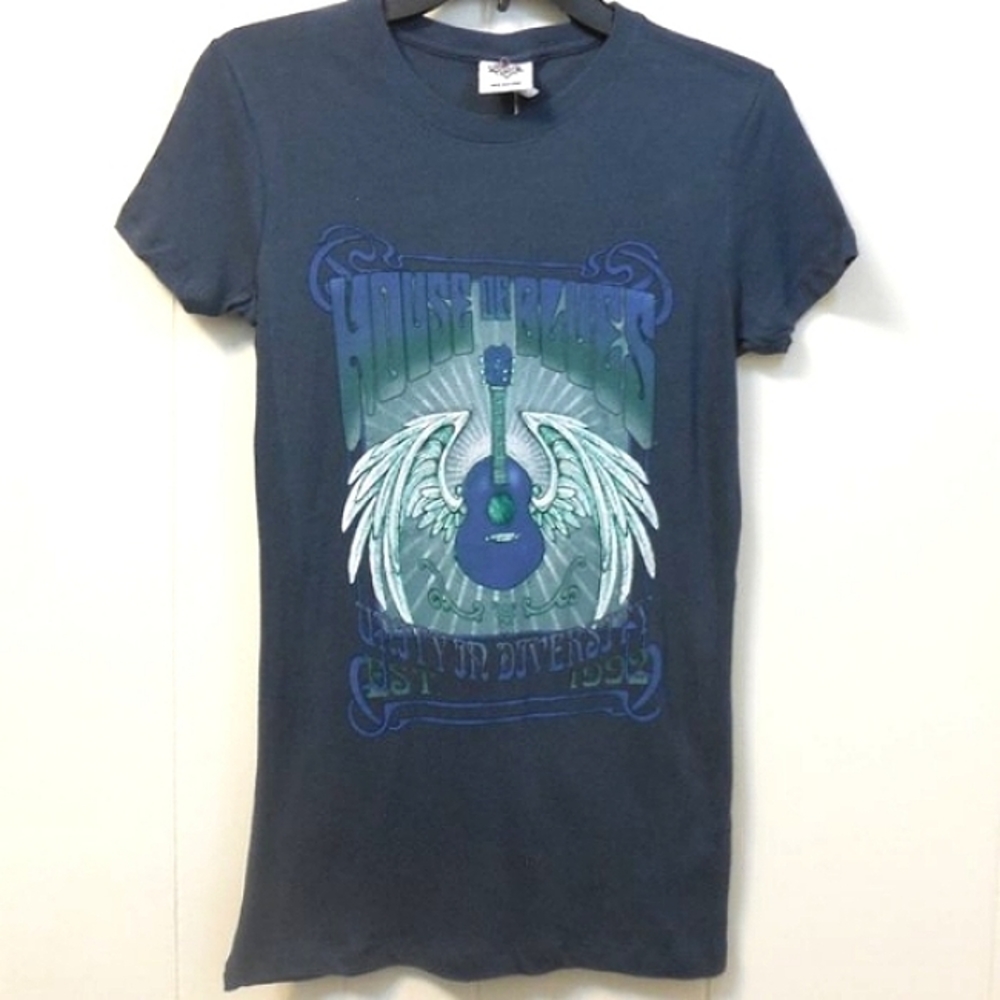 House of Blues guitar with wings 1992 blue graphic tee Womens M NWOT